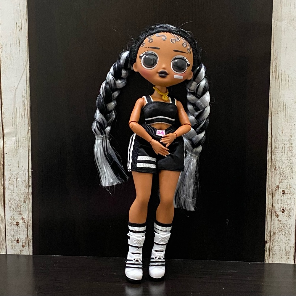 L.O.L Surprise OMG B-Gurl 9" Fashion Doll